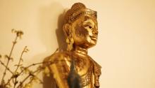 Buddhista gyakorlás csütörtök esténként A Tan Kapuján